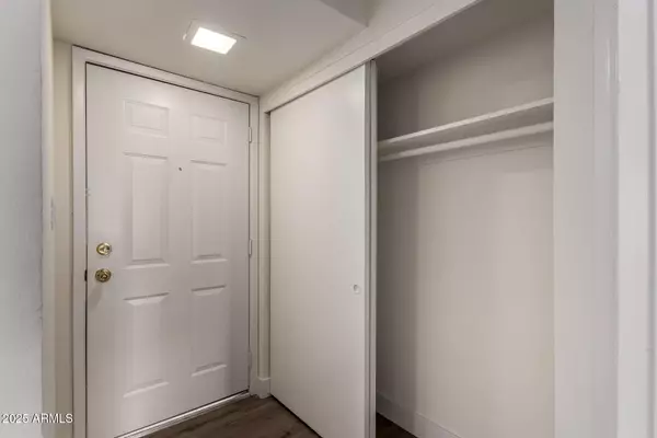 3825 E CAMELBACK Road #234, Phoenix, AZ 85018