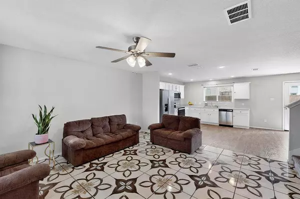 856 Towngreen Drive, Cleburne, TX 76031