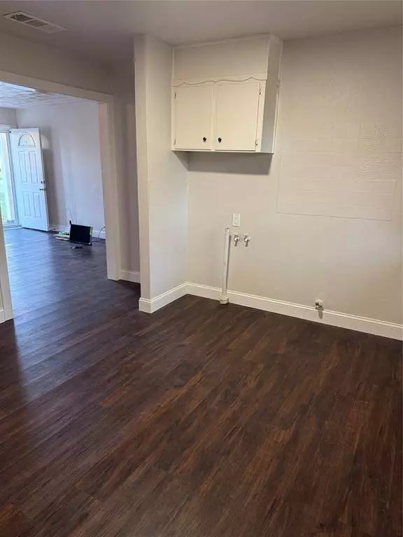 3720 Carey Street, Fort Worth, TX 76119