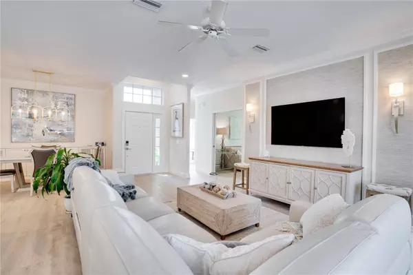 4039 WESTBOURNE CIR, Sarasota, FL 34238