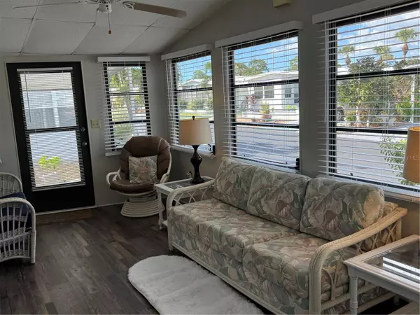 41 LAFITTE DR, Nokomis, FL 34275