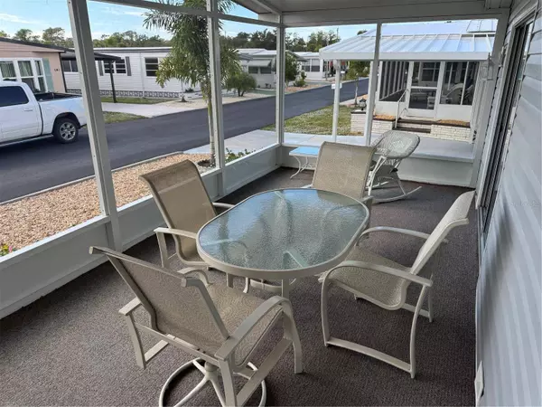 9 LAFITTE DR, Nokomis, FL 34275