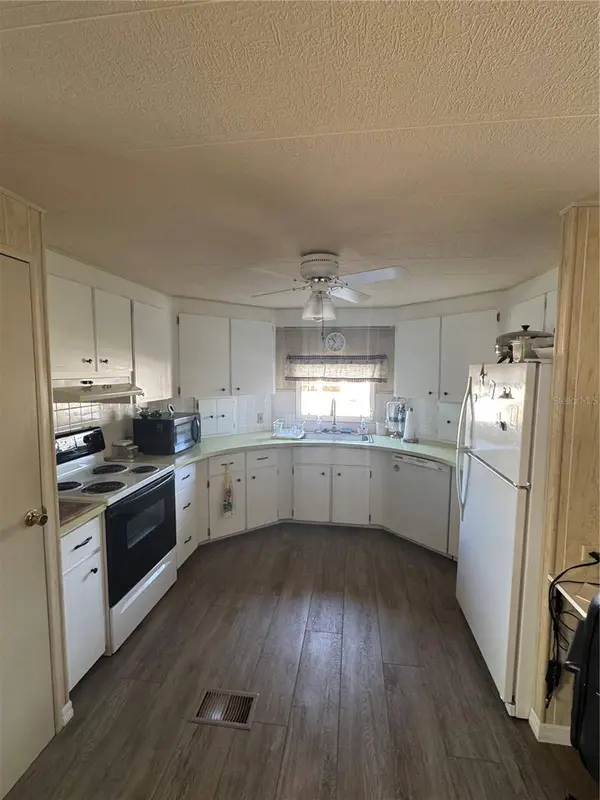 40 LAFITTE DR, Nokomis, FL 34275