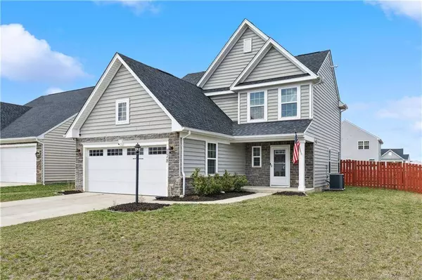 128 Regatta Park Drive, Fairborn, OH 45324