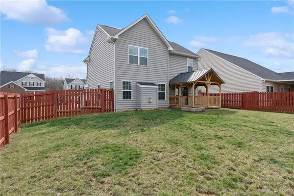 128 Regatta Park Drive, Fairborn, OH 45324