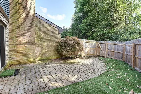 6583 Benjamin Franklin Drive, Englewood, OH 45322