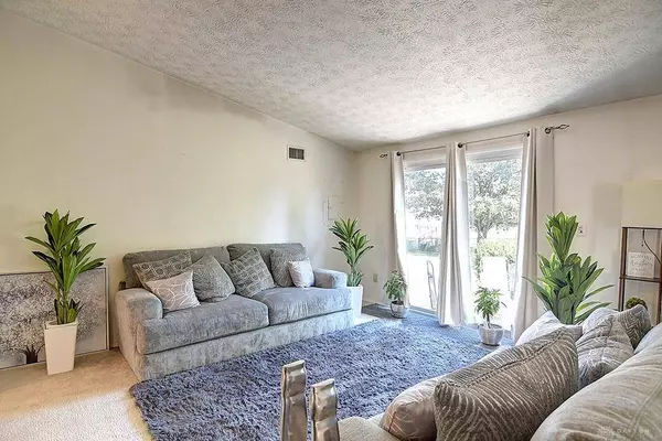 5937 Summersweet Drive, Clayton, OH 45315