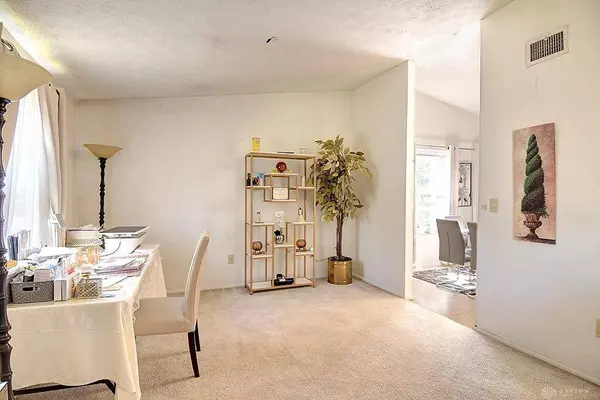 5937 Summersweet Drive, Clayton, OH 45315