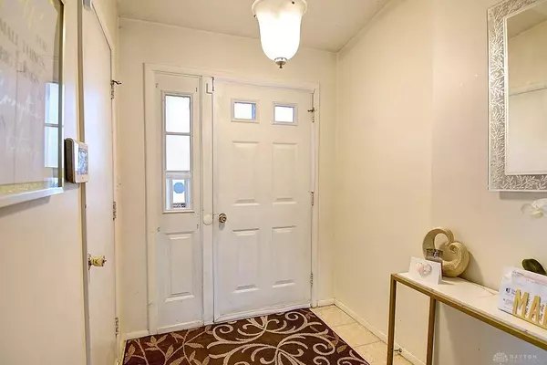 5937 Summersweet Drive, Clayton, OH 45315