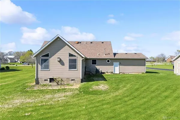 110 Ashbrook Trail, Farmersville, OH 45325