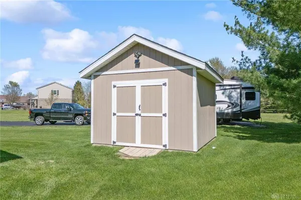 110 Ashbrook Trail, Farmersville, OH 45325