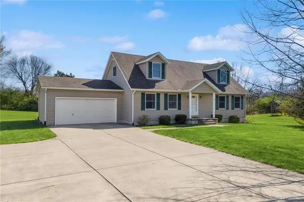 110 Ashbrook Trail, Farmersville, OH 45325