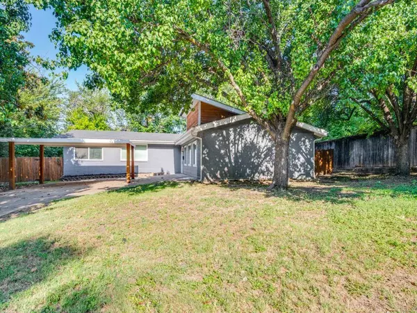 3908 Micki Lynn Avenue, Fort Worth, TX 76107