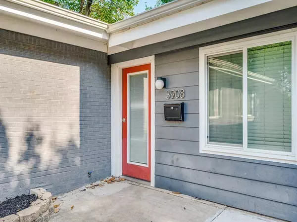 3908 Micki Lynn Avenue, Fort Worth, TX 76107