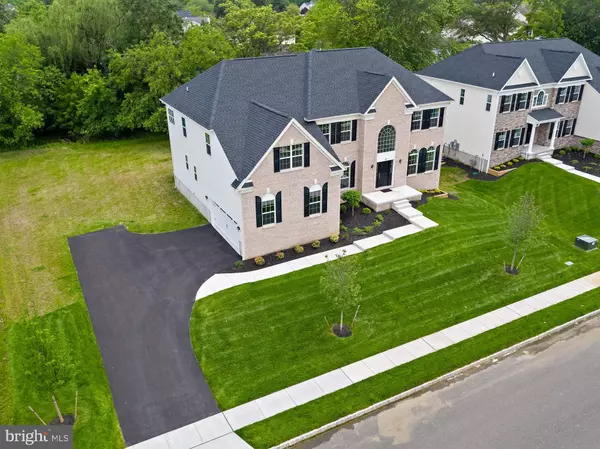 17 CHARLOTTE CT, Marlton, NJ 08053