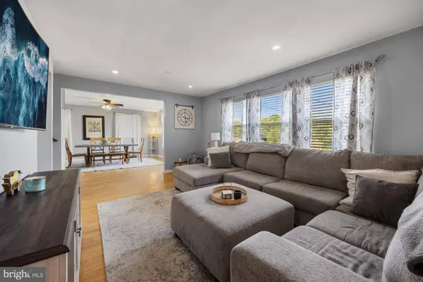 200 CRESTVIEW AVE, Blackwood, NJ 08012