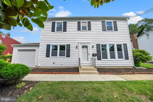 1869 W POINT DR, Cherry Hill, NJ 08003