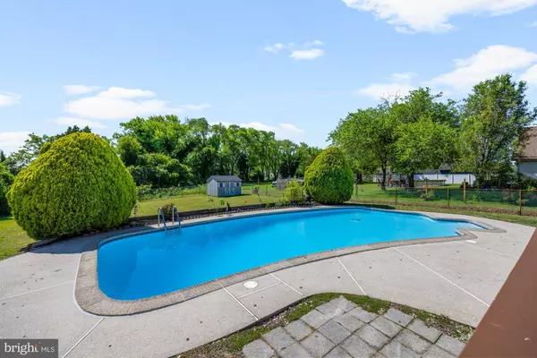 182 BLACKMAN RD, Egg Harbor Township, NJ 08234