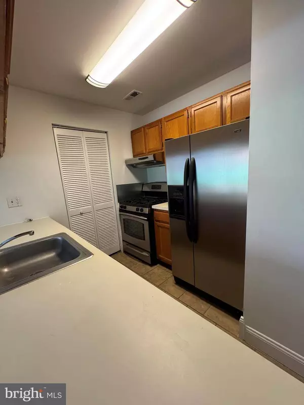 1303 THE WOODS, Cherry Hill, NJ 08003