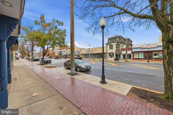 31 S BROAD ST, Woodbury, NJ 08096