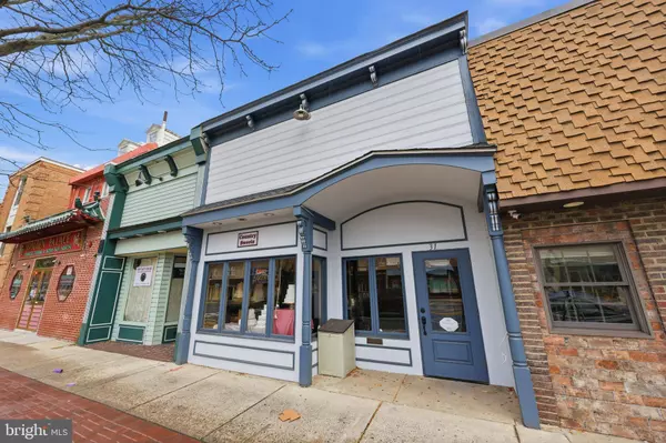 31 S BROAD ST, Woodbury, NJ 08096