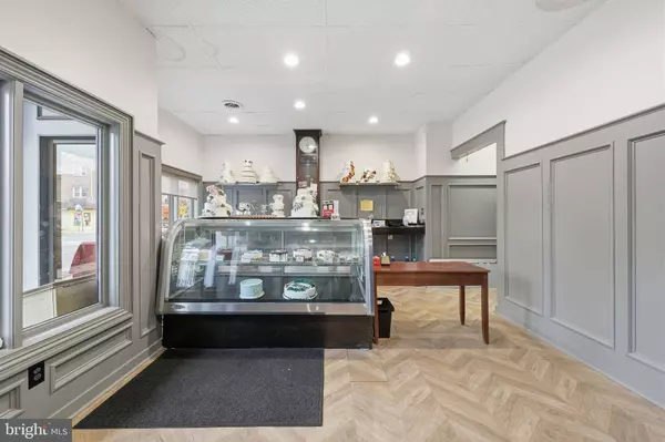 31 S BROAD ST, Woodbury, NJ 08096