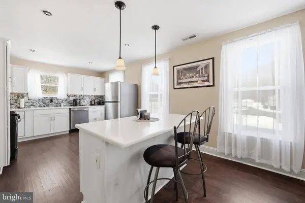 6 MASON CT, Pine Hill, NJ 08021