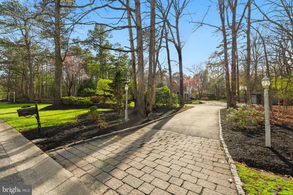 6 BRECKENRIDGE DR, Shamong, NJ 08088