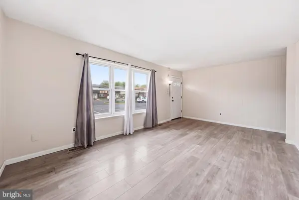 1964 E OAK RD #N4, Vineland, NJ 08360