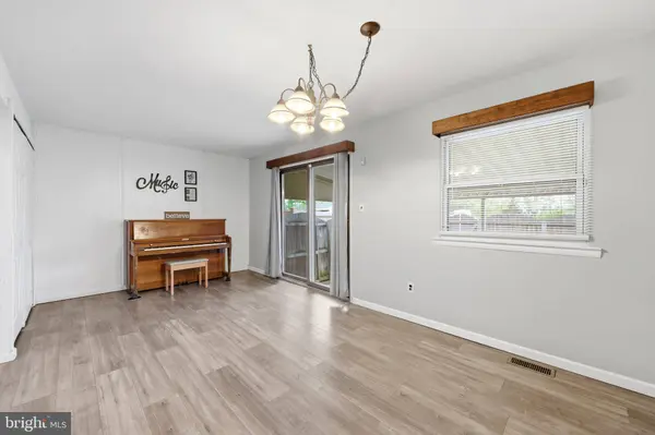 1964 E OAK RD #N4, Vineland, NJ 08360