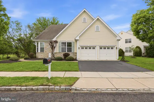 5 HIBISCUS DR, Marlton, NJ 08053
