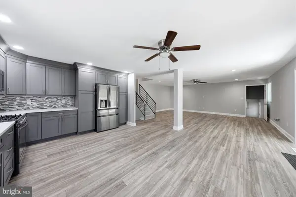 31 HERITAGE RD, Marlton, NJ 08053