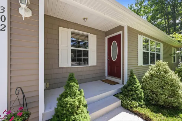 302 Dogwood Ave, Egg Harbor Township, NJ 08234