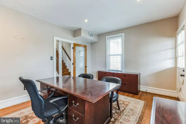323 HADDON AVE, Haddon Township, NJ 08108