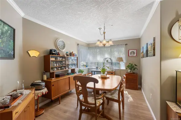 1100 Union Rd #105, Saanich, BC V8P 2J3