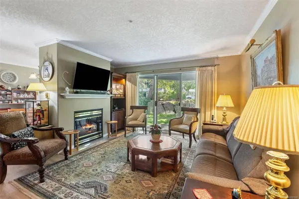 1100 Union Rd #105, Saanich, BC V8P 2J3