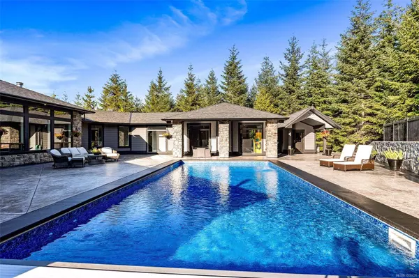 2605 Timber Ridge Rd, Shawnigan Lake, BC V0R 2W1