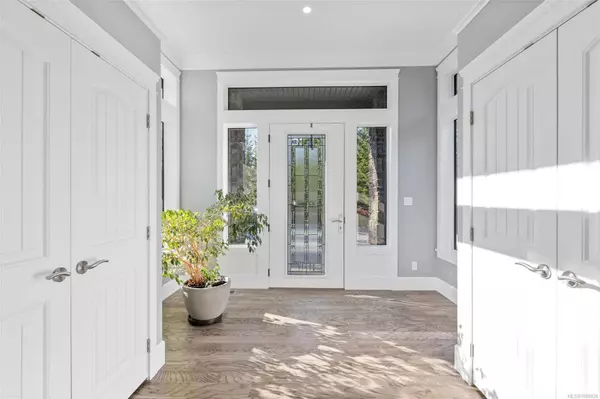 2605 Timber Ridge Rd, Shawnigan Lake, BC V0R 2W1