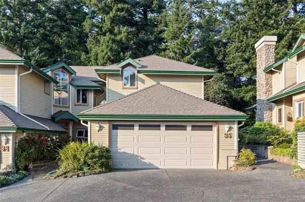 520 Marsett Pl #35, Saanich, BC V8Z 7J1