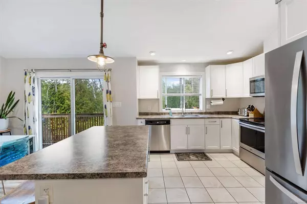 1711 Chaplin St #9, Crofton, BC V0R 1R0