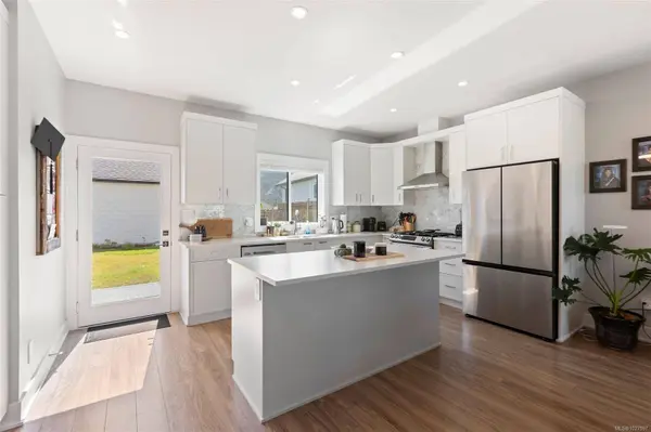 2911 Constellation Ave, Langford, BC V9B 6Z7