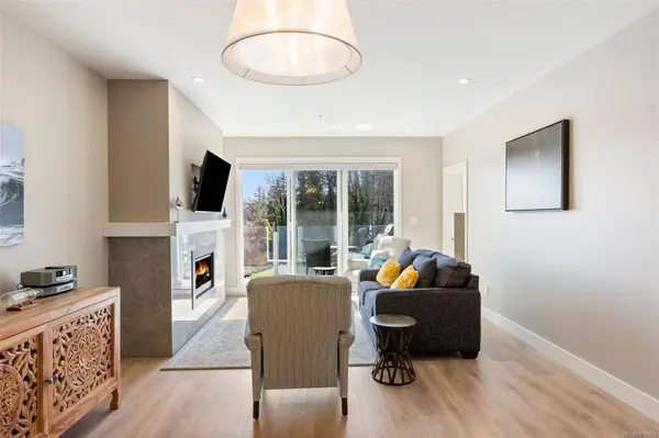 1820 Maple Ave #306, Sooke, BC V9Z 0N9