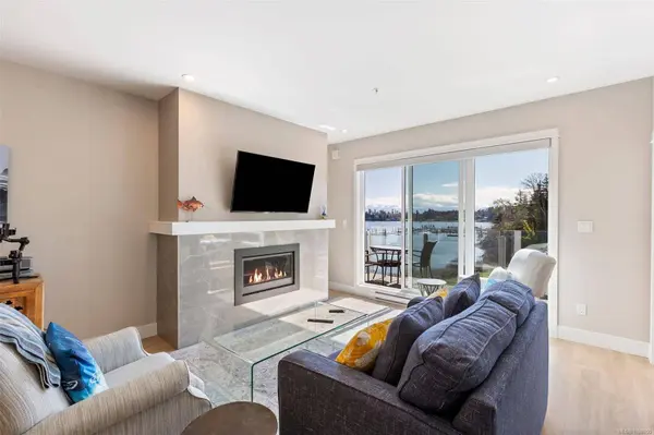 1820 Maple Ave #306, Sooke, BC V9Z 0N9
