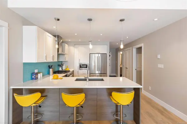 1820 Maple Ave #306, Sooke, BC V9Z 0N9