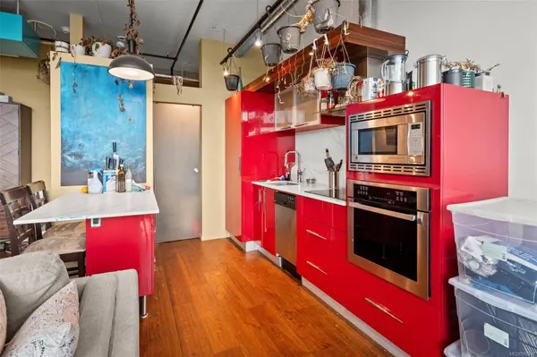 1029 View St #814, Victoria, BC V8V 0C9