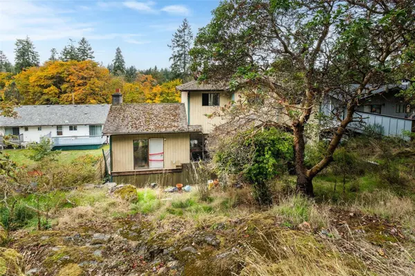 2486 Jeanine Dr, Langford, BC V9B 4Y1