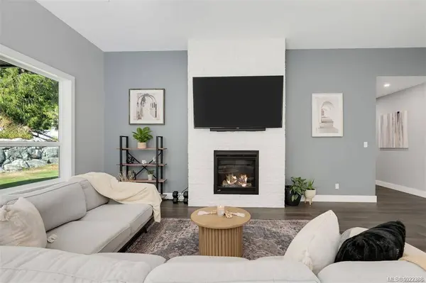 847 Bucktail Rd, Mill Bay, BC V0R 2P1