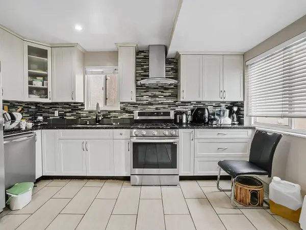 620 Slocan ST, Vancouver, BC V5K 3X7