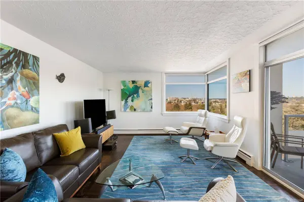 250 Douglas St #902, Victoria, BC V8V 2P4