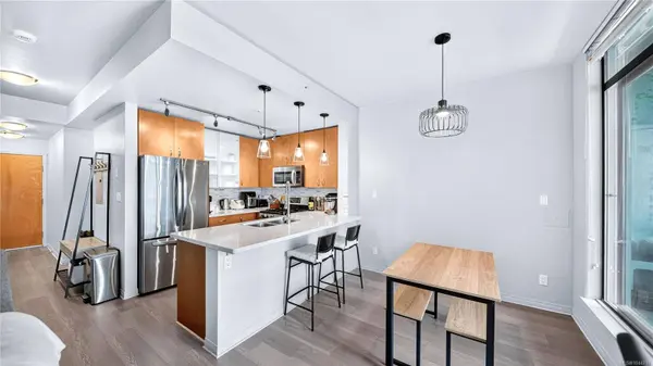 860 View St ##701, Victoria, BC V8W 3Z8